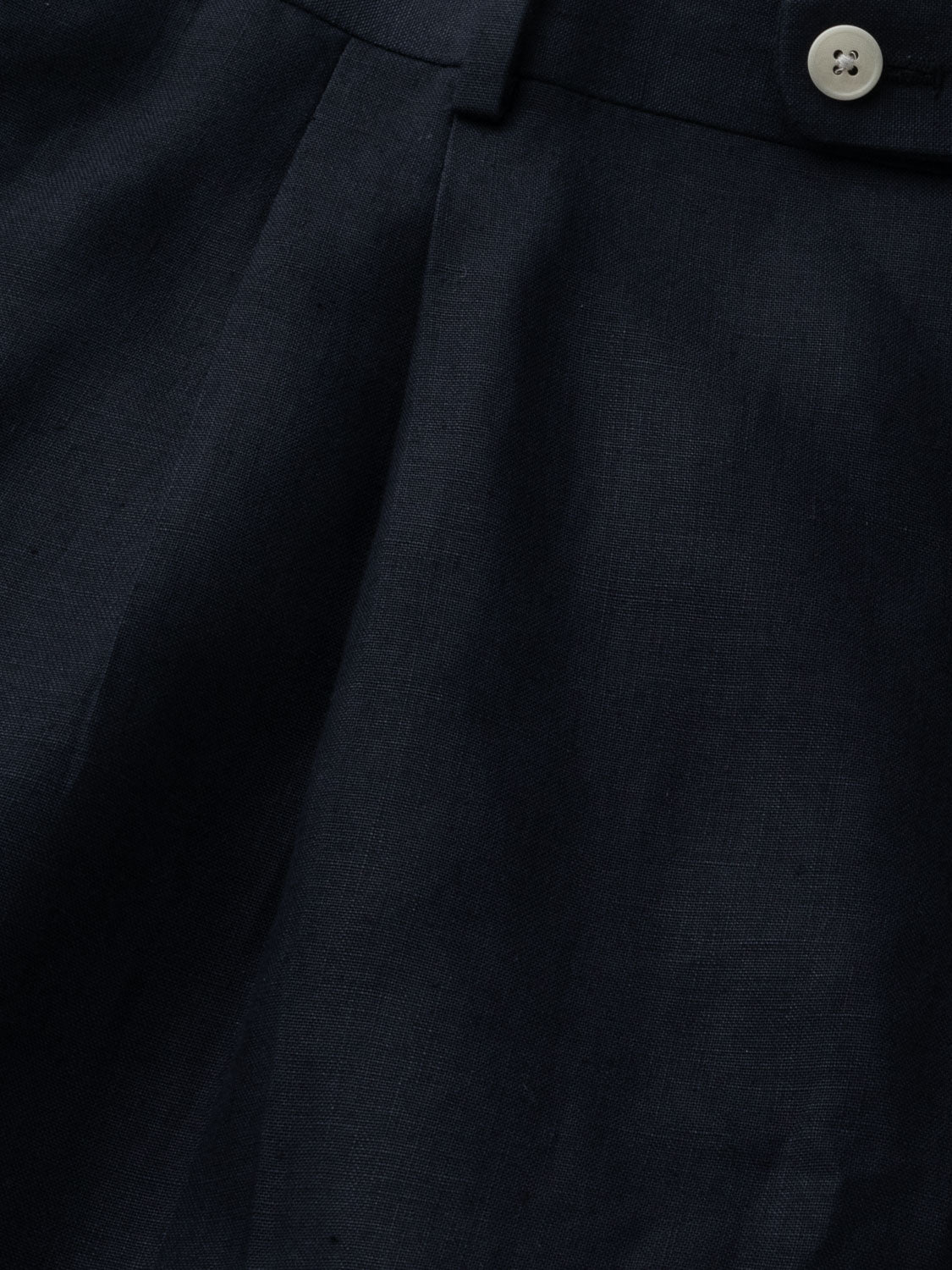 Two-pleats Linen Short - Navy